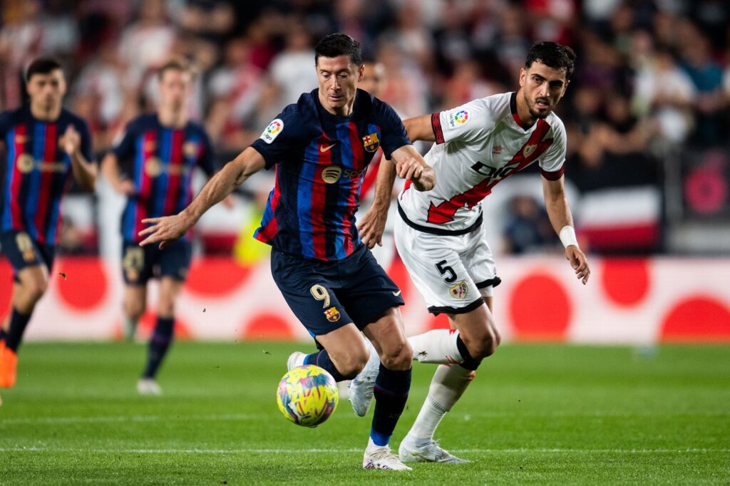 Soi kèo Barcelona vs Rayo Vallecano