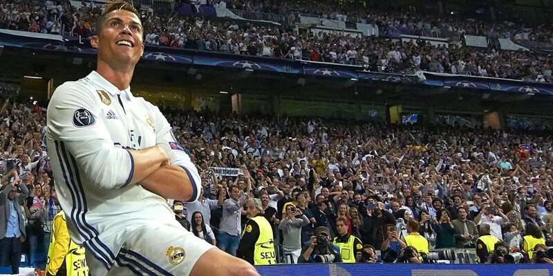 Giúp Al Nassr chiến thắng, Ronaldo tái hiện màn ăn mừng lịch sử 3 man-an-mung-goi-nho-toi-tran-dau-voi-atletico-madrid-2017