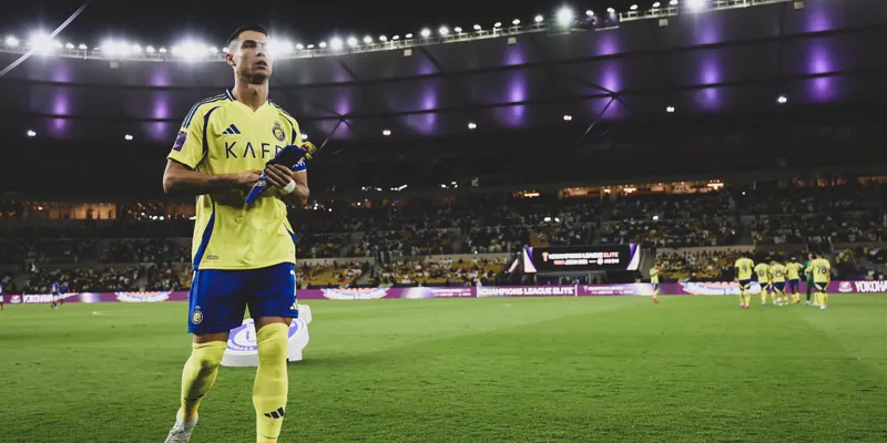 Giúp Al Nassr chiến thắng, Ronaldo tái hiện màn ăn mừng lịch sử 4 ronaldo-van-giu-duoc-phong-do-cao-du-da-o-tuoi-40