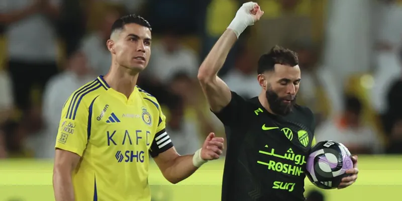 Al Nassr để thua Al Ittihad, Ronaldo mất hút trên sân 1 al-nassr-bai-tran-truoc-al-ittihad