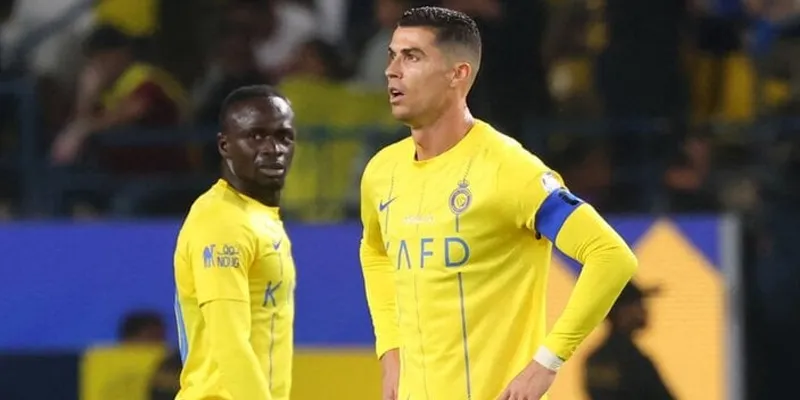 Al Nassr để thua Al Ittihad, Ronaldo mất hút trên sân 4 loi-di-nao-cho-al-nassr-sau-tran-thua-al-ittihad