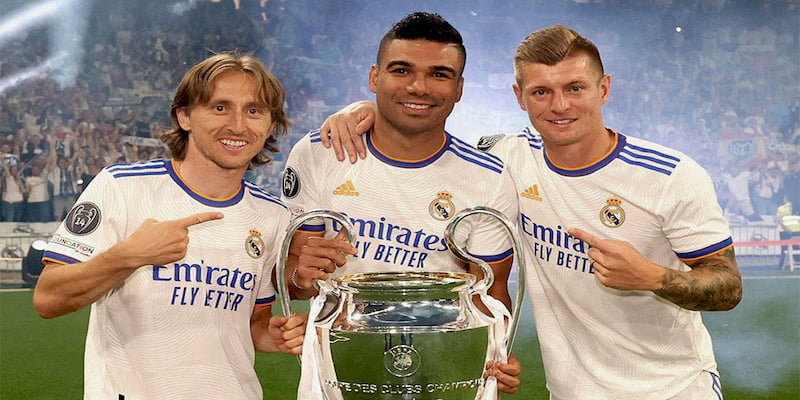 Tiền vệ người Croatia là nhân tố cuối cùng trong đội Galaticos 2.0 của Real Madrid Tiền vệ người Croatia là nhân tố cuối cùng trong đội Galaticos 2.0 của Real Madrid