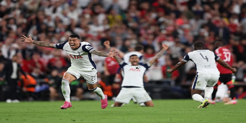 Man Utd để thua Tottenham với tỷ số tối thiểu ở chung kết Europa League